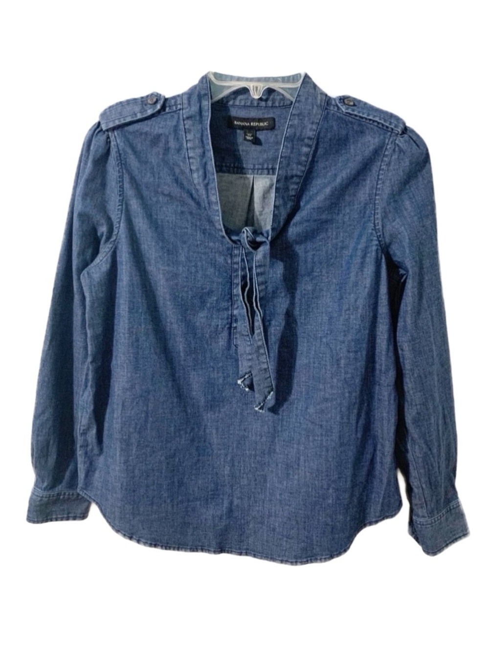 Banana Republic Denim Tie Neck Blouse Petite XS Medium Wash Jean Top